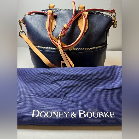 Dooney & Bourke Pebble Leather Pocket Satchel Change Purse & Protective Cover - Picture 16 of 16